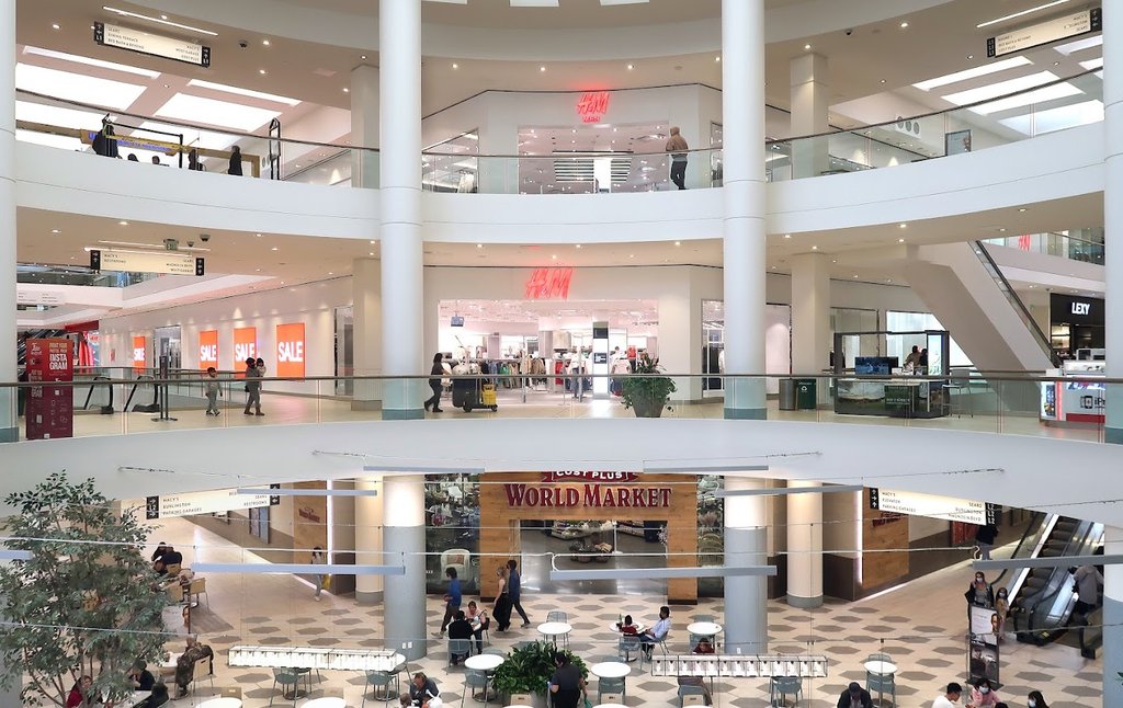 The Guide to Los Angeles Shopping Malls